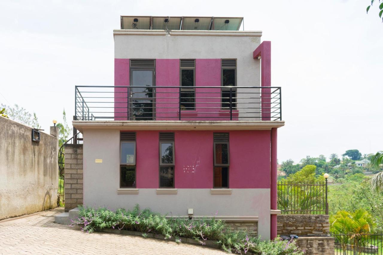 Fort Fun City Hotel Fort Portal Exterior photo